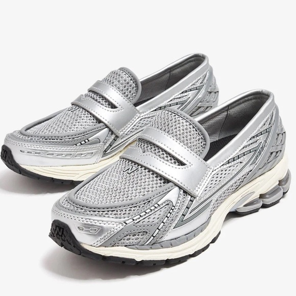 📎 NEW BALANCE 1906L LOAFERS SILVER 📎